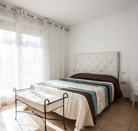 Cozy Townhouse In El Madronal * アデヘ